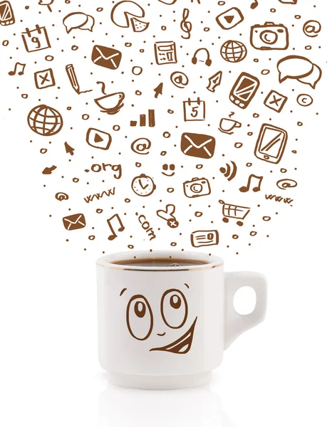 Coffee-mug with hand drawn media icons — Stock Photo, Image