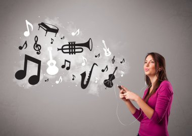 şarkı ve müzik musica ile güzel bir genç kadın
