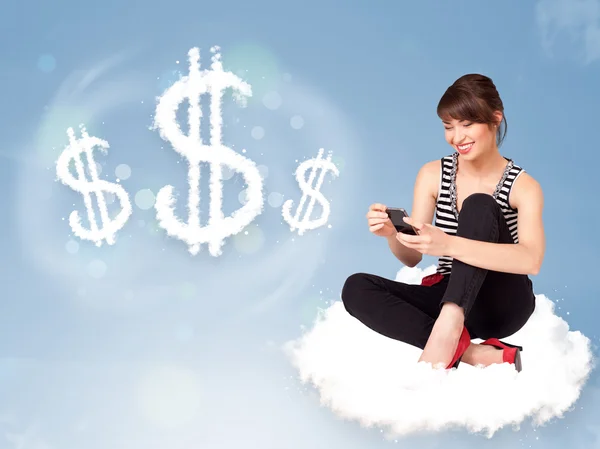 Jovem mulher sentada na nuvem ao lado de sinais de dólar nuvem — Fotografia de Stock