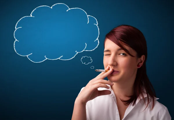 Beautiful lady smoking cigarette with idea cloud — Stock Photo, Image