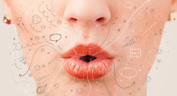 güzel kadın ağzı üfleme elle çizilmiş simgeler ve semboller