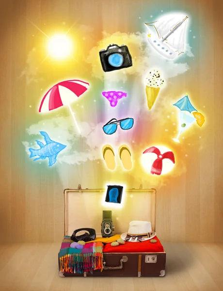 Touristentasche mit bunten Sommer-Ikonen und Symbolen — Stockfoto