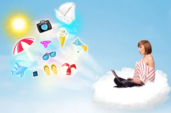 Joven hombre de negocios sentado en la nube con portátil — Foto de Stock