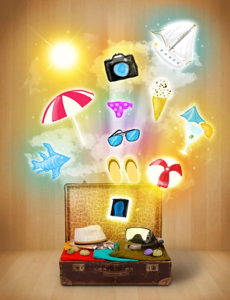 Tourist bag with colorful summer icons and symbols — Stock Photo, Image