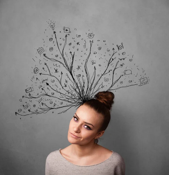 Mujer joven con líneas enredadas saliendo de su cabeza — Foto de Stock