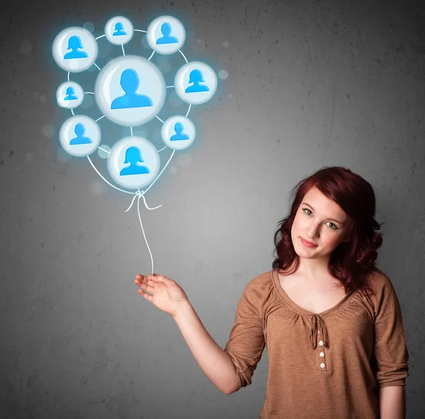 Vrouw bedrijf sociaal netwerk ballon — Stockfoto