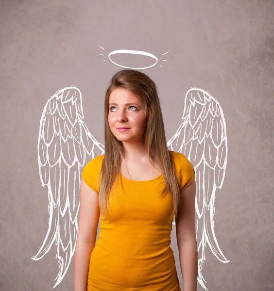 Fille mignonne avec ange ailes illustrées — Photo