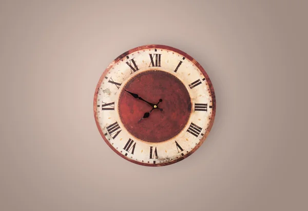 Vintage old clock with showing preicse time — Zdjęcie stockowe