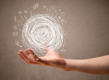 Bir iş adamının elinde kaos kavramı