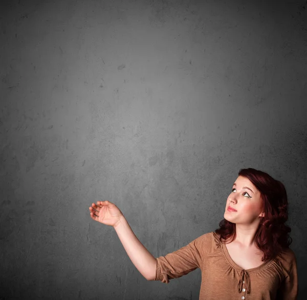 Woman gesturing with copy space — Stock Photo, Image