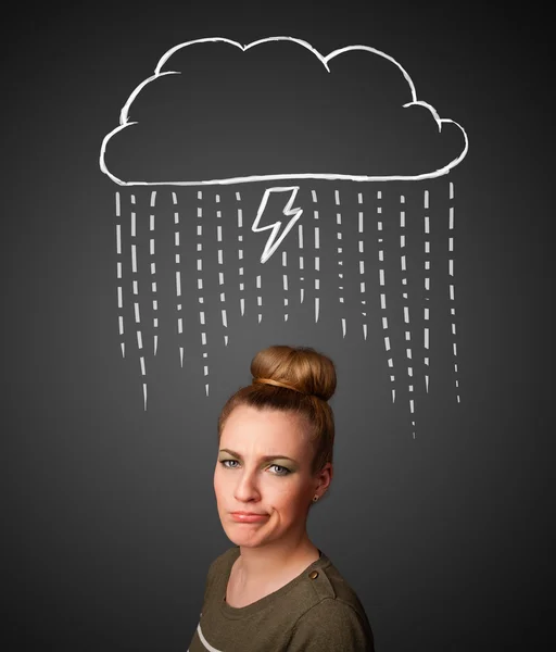 Mujer joven con una nube de trueno sobre su cabeza — Foto de Stock