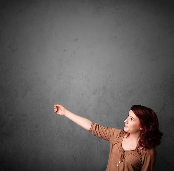 Mulher gesticular com espaço de cópia — Fotografia de Stock