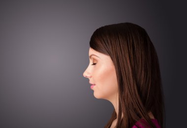 genç kız portre düşünce ile boşaltmak