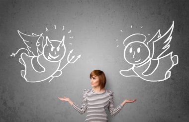 melek ve şeytan arasında duran kadın