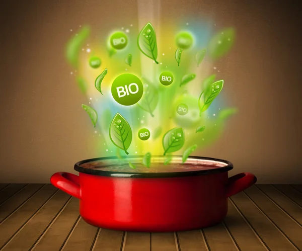 Bio tecken kommer ut från kokkärl — Stockfoto