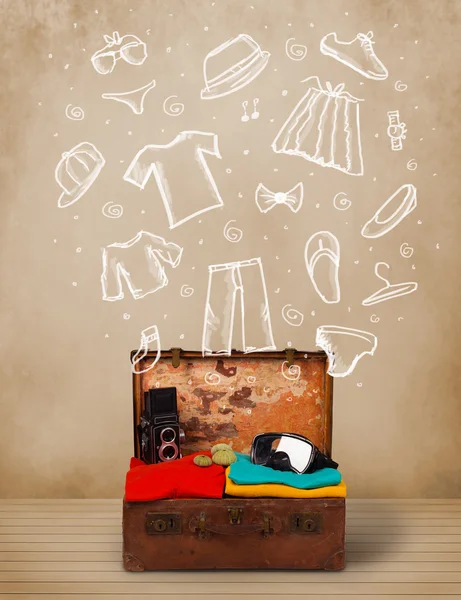Bagaż podróżny z ręcznie rysowane ubrania i ikony — Zdjęcie stockowe