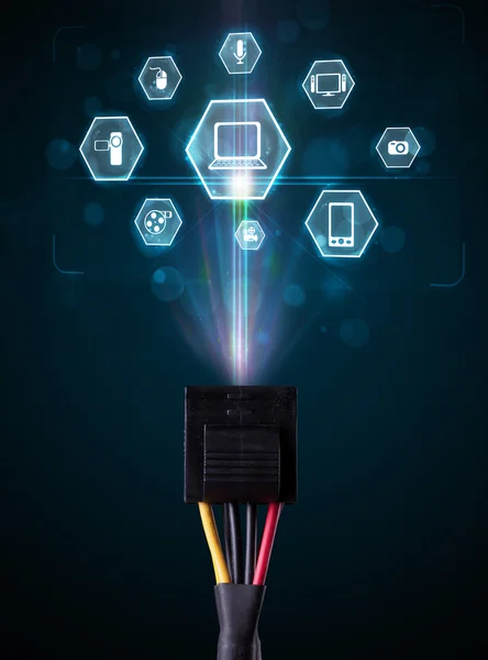 Cable eléctrico con iconos multimedia — Foto de Stock