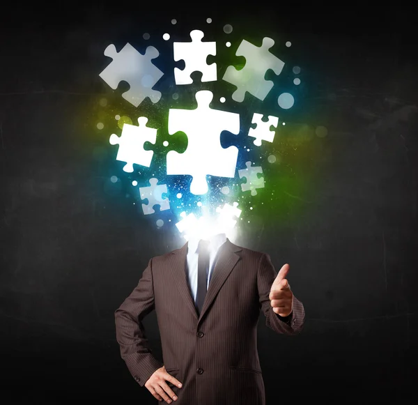 Character in suit with puzzle head concept — Stock Photo, Image