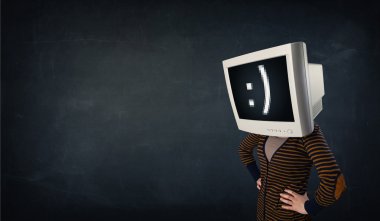 Kız kafasını ve gülen yüz izleme kutusu