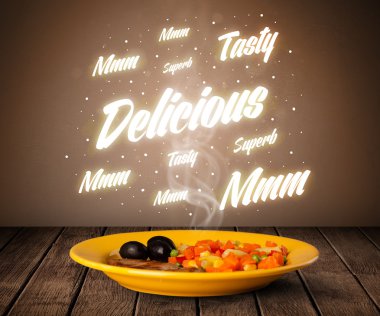 Lezzetli ve parlak yazıları olan yemek tabağı.