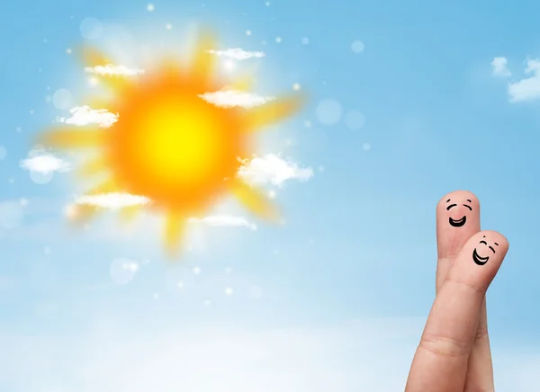 Glada finger leenden med ljus sol och moln illustration — Stockfoto