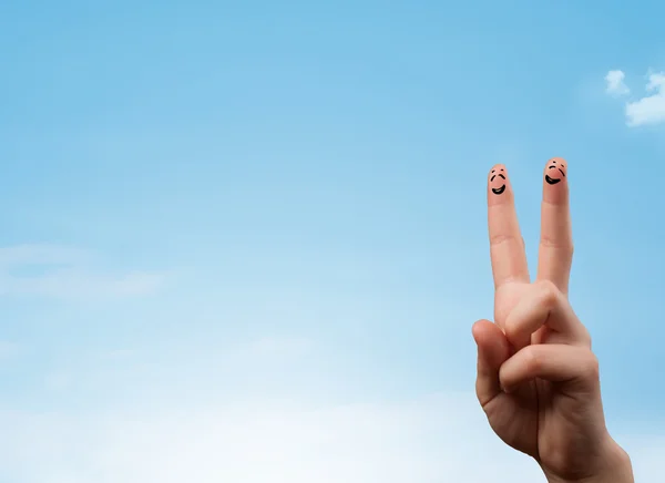 Happy smiley fingers looking at clear blue sky copyspace — Stock Photo, Image