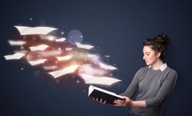 Genç Bayan b geliyor sayfaları uçan ile kitap okuma