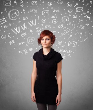 soyut beyaz ortam simgesini karalamalar ile genç ve güzel kız