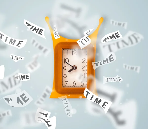 Orologio e concetto di orologio con il tempo volando via — Foto Stock
