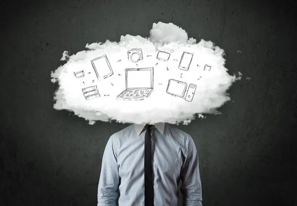 Homem de negócios profissional com cabeça de rede em nuvem — Fotografia de Stock