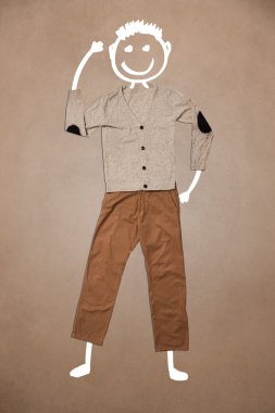 Elle çizilmiş sıradan kıyafetler. Komik karakter.