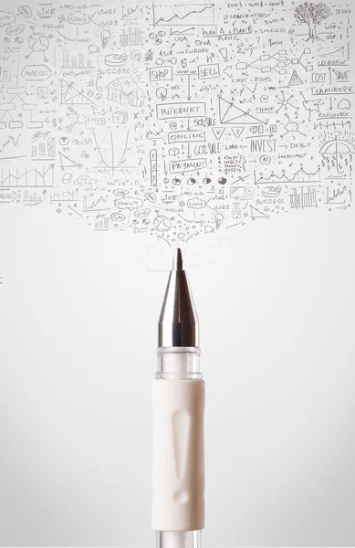 Pen close-up met schetsmatig diagrammen — Stockfoto