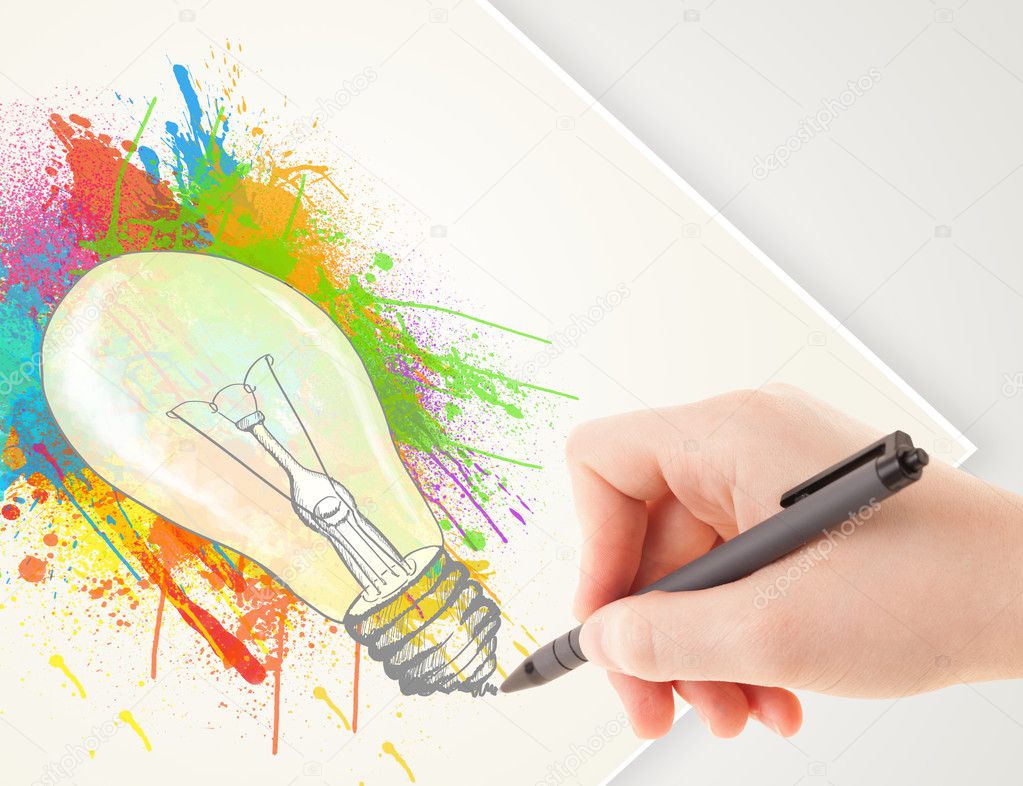 Hand drawing colorful idea light bulb with a pen