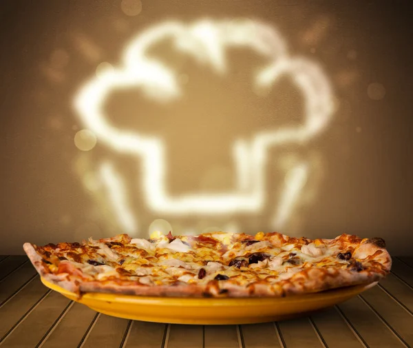 おいしいピザのシェフと調理帽子蒸気イラスト — ストック写真