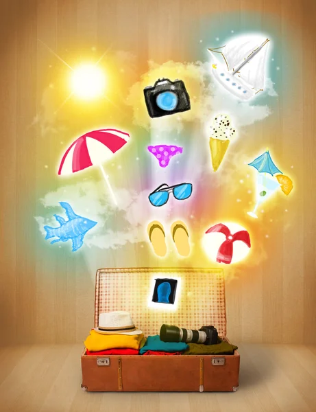 Tourist bag with colorful summer icons and symbols — Stock Photo, Image