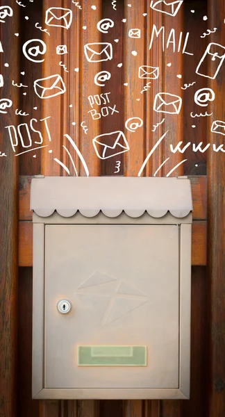 Ταχυδρομική θυρίδα με λευκά εικονίδια αλληλογραφίας ζωγραφισμένα στο χέρι — Φωτογραφία Αρχείου