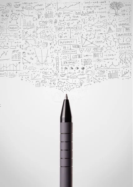 Primo piano della penna con diagrammi abbozzati — Foto Stock