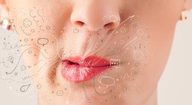 güzel kadın ağzı üfleme elle çizilmiş simgeler ve semboller