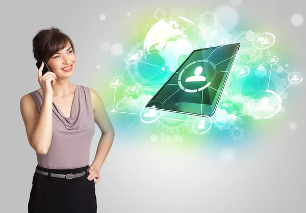 Business girl bemutató modern tablet technológia koncepció — Stock Fotó