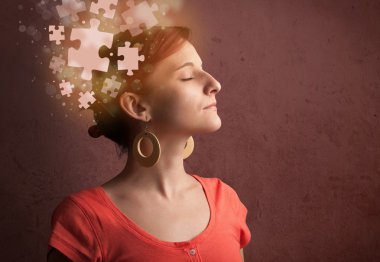 Genç insan parlak bir bulmaca zihniyetiyle düşünüyor