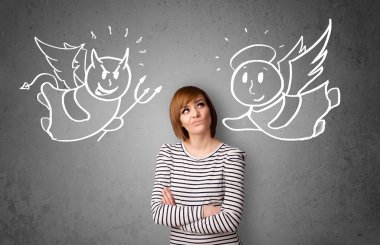 melek ve şeytan arasında duran kadın