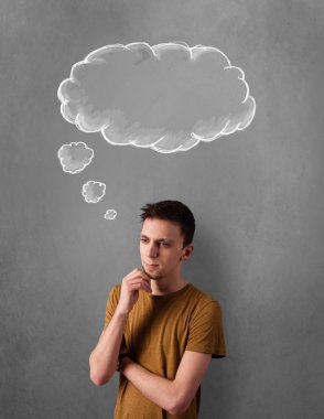 düşünceli adamın başının üzerinde bulut