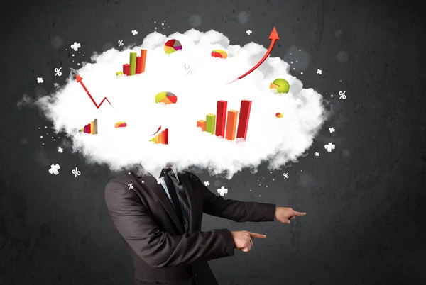 Hombre de negocios moderno con una cabeza de nube gráfica —  Fotos de Stock