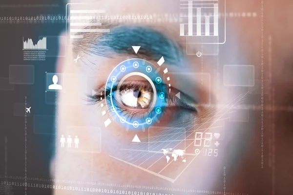 Futuristische moderne Cyber-Mann mit Technologie Bildschirm Auge Panel — Stockfoto