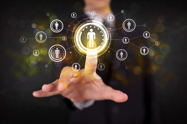 Современный бизнесмен трогает будущие технологии социальной сети, но
