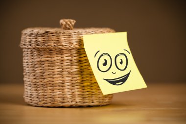 Yapışkan Not gülen yüz yapışabilir mücevher kutusu ile