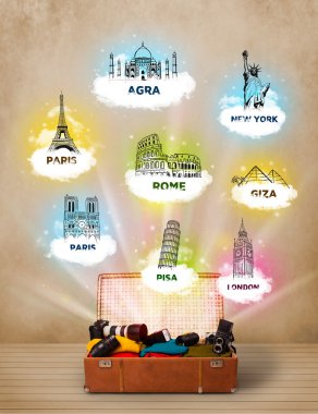 Dünya çapında ünlü yerlerinden bavulla turizm