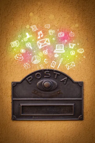 Kleurrijke pictogrammen en symbolen barsten uit een mailbox — Stockfoto