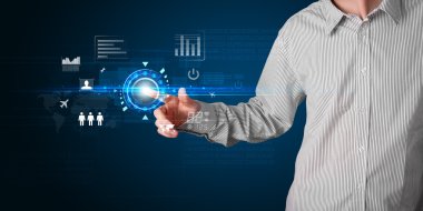 yakışıklı işadamı gelecekte web teknolojisi düğmeleri dokunarak ve 