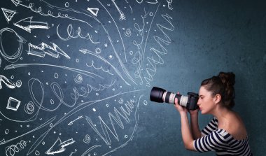 çekimleri enerjik elle çizilmiş çizgiler ise fotoğrafçı bir